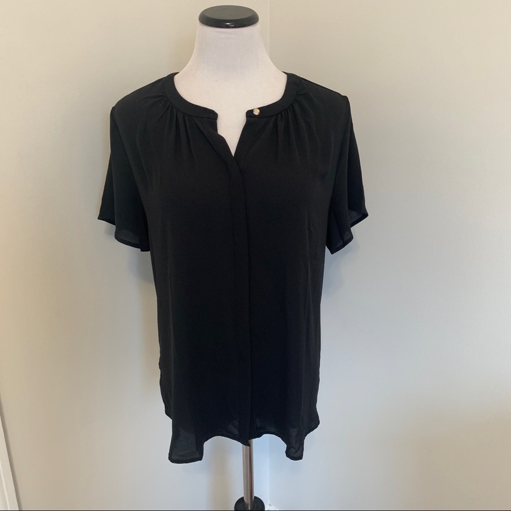 EUC Ann Taylor Short Sleeve Blouse L